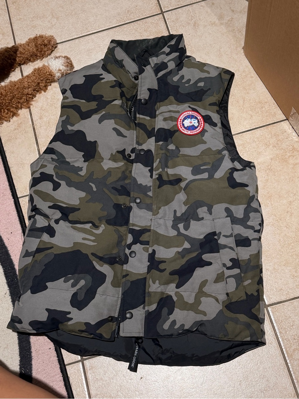 Canada Goose men’s Camouflage Green & Gray Puffer Vest